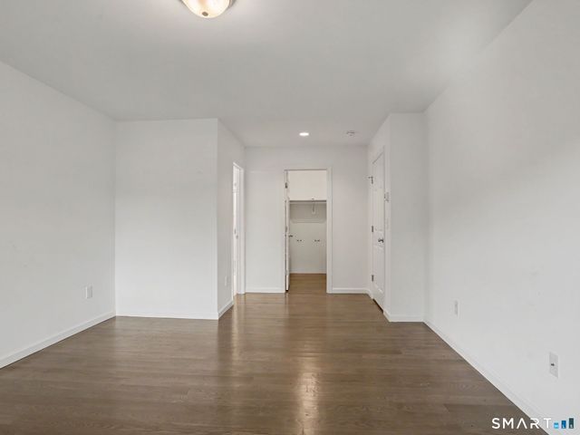 42 Chestnut Street 3, Bethel, CT 06801