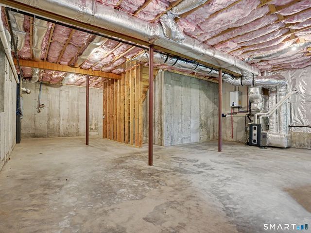 42 Chestnut Street 3, Bethel, CT 06801