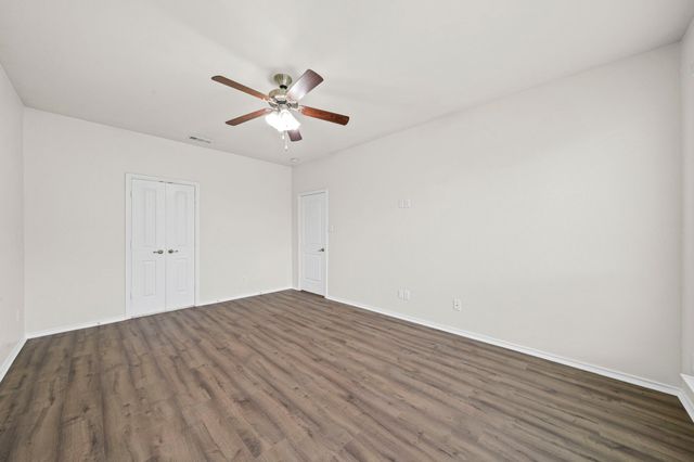 1205 Crest Ridge Drive, Glenn Heights, TX 75154