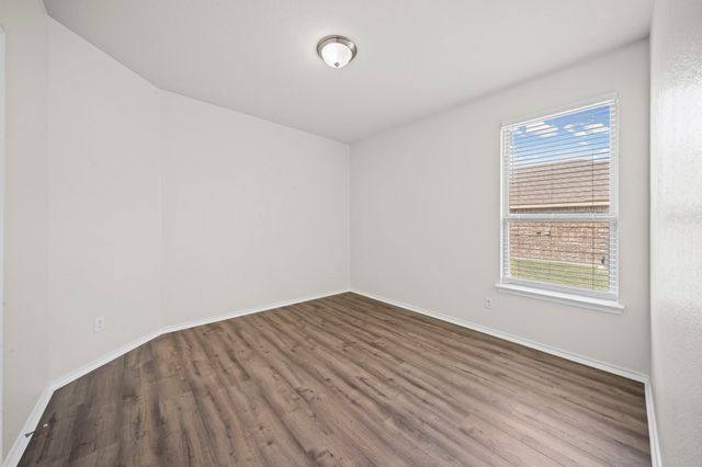 1205 Crest Ridge Drive, Glenn Heights, TX 75154