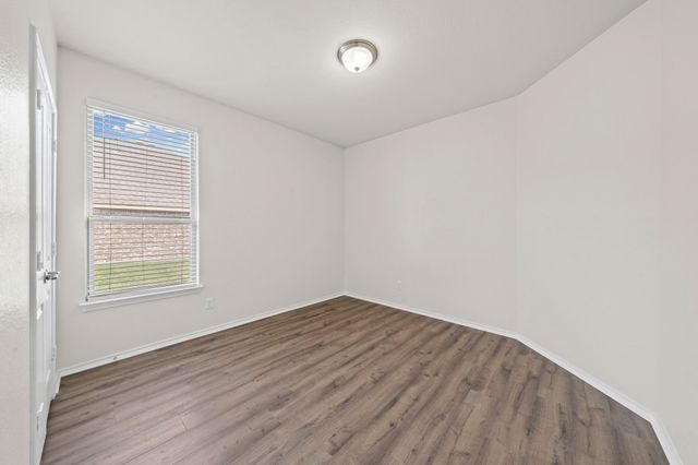 1205 Crest Ridge Drive, Glenn Heights, TX 75154