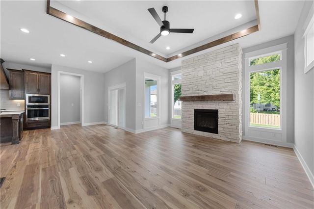 1148 SW Whitby Drive, Lee's Summit, MO 64083