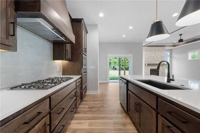 1148 SW Whitby Drive, Lee's Summit, MO 64083