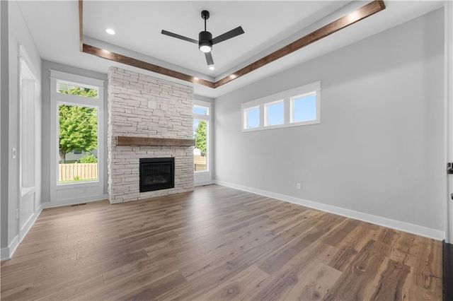 1148 SW Whitby Drive, Lee's Summit, MO 64083