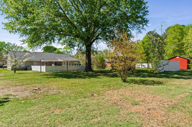 423 Hillcrest Drive, Heber Springs, AR 72543