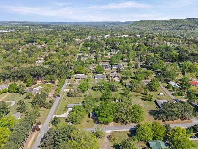 423 Hillcrest Drive, Heber Springs, AR 72543