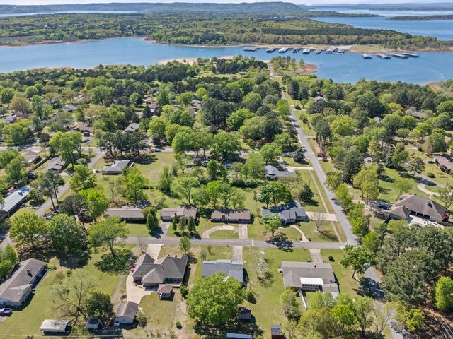 423 Hillcrest Drive, Heber Springs, AR 72543