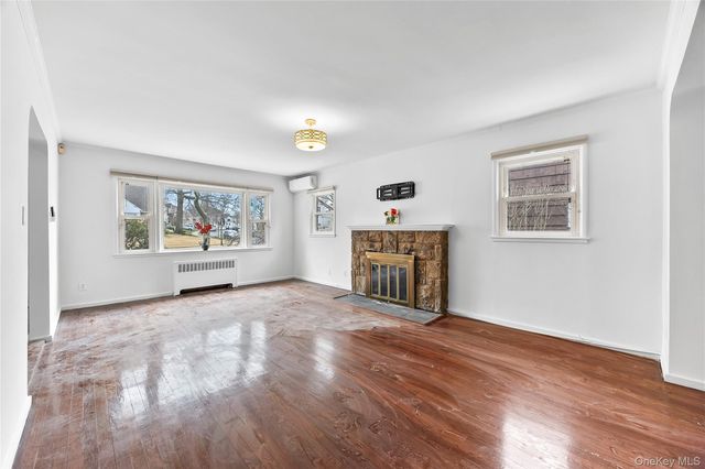 219-01 82nd Avenue, Queens Village, NY 11427