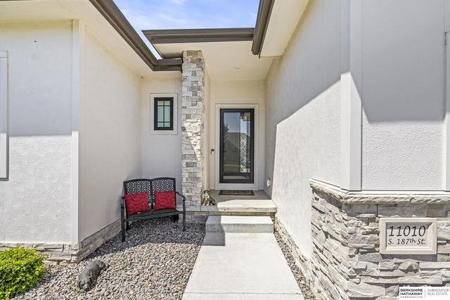 11010 S 187th Street, Omaha, NE 68136