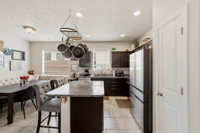 5725 Colfax Court NE, Rio Rancho, NM 87144