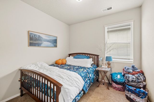 5725 Colfax Court NE, Rio Rancho, NM 87144