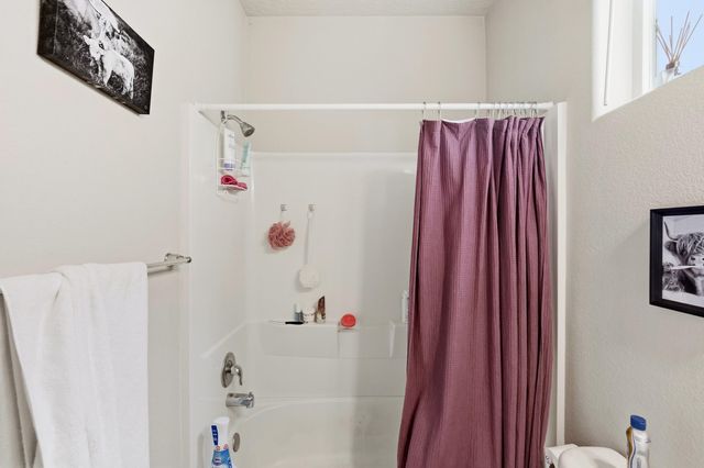 5725 Colfax Court NE, Rio Rancho, NM 87144