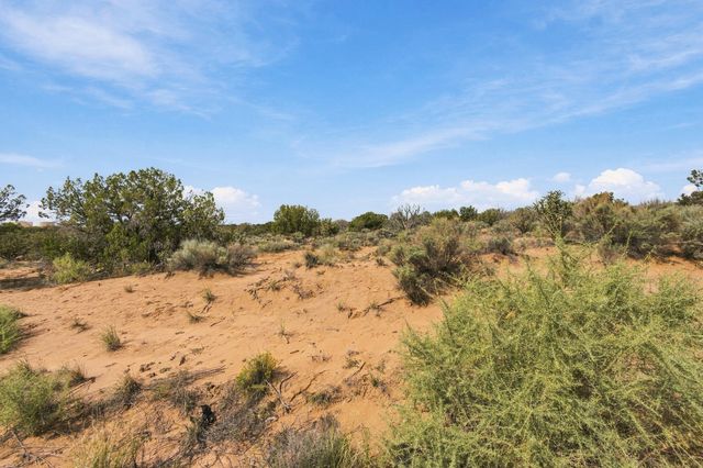 5725 Colfax Court NE, Rio Rancho, NM 87144