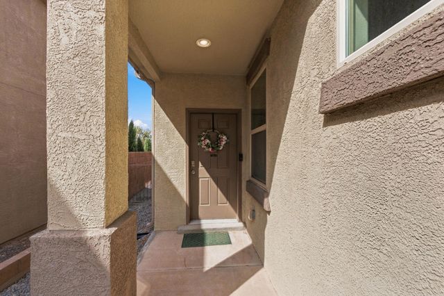 5725 Colfax Court NE, Rio Rancho, NM 87144