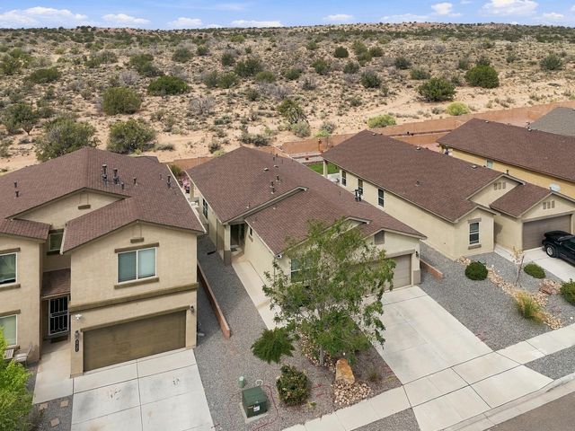 5725 Colfax Court NE, Rio Rancho, NM 87144