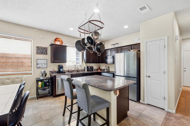 5725 Colfax Court NE, Rio Rancho, NM 87144