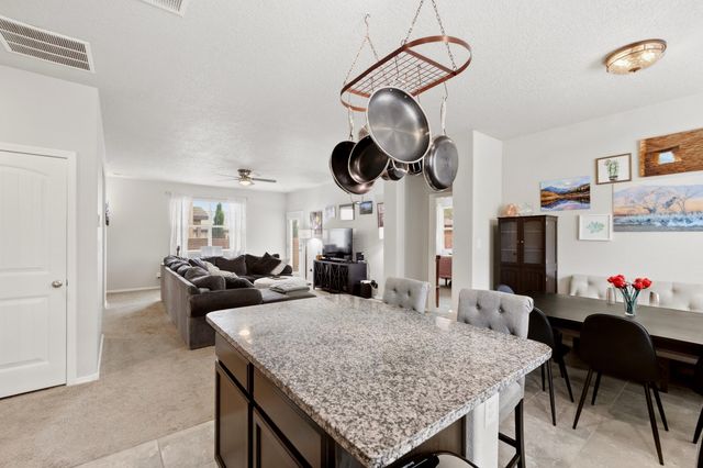 5725 Colfax Court NE, Rio Rancho, NM 87144