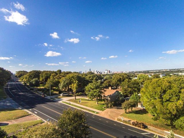 1813 Woodland Ave, Austin, TX 78741