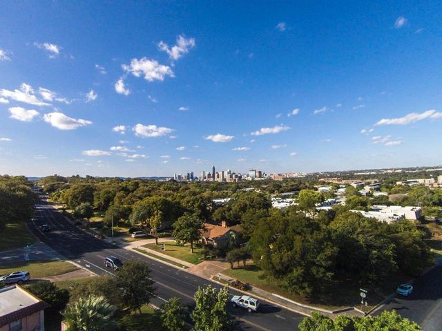 1813 Woodland Ave, Austin, TX 78741