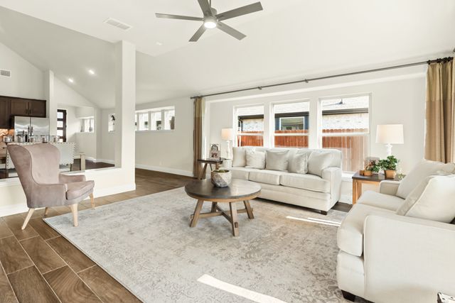 3916 Hometown Boulevard, Forney, TX 75126