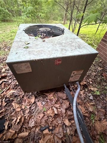 1519 Pipers Gap Road, Mount Airy, NC 27030