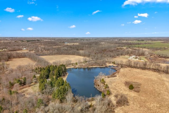 2175 Bird Lake Road S, Osseo, MI 49266