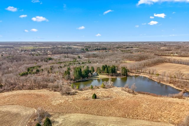 2175 Bird Lake Road S, Osseo, MI 49266