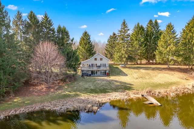 2175 Bird Lake Road S, Osseo, MI 49266