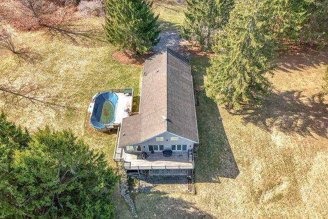 2175 Bird Lake Road S, Osseo, MI 49266