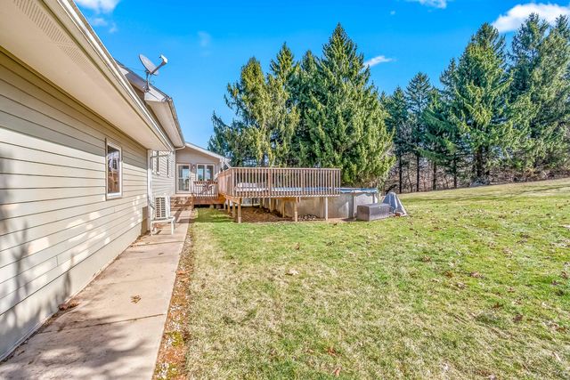 2175 Bird Lake Road S, Osseo, MI 49266