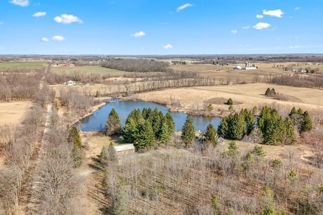 2175 Bird Lake Road S, Osseo, MI 49266