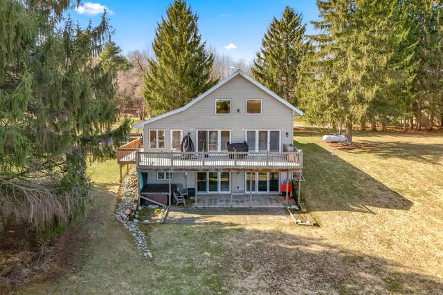 2175 Bird Lake Road S, Osseo, MI 49266