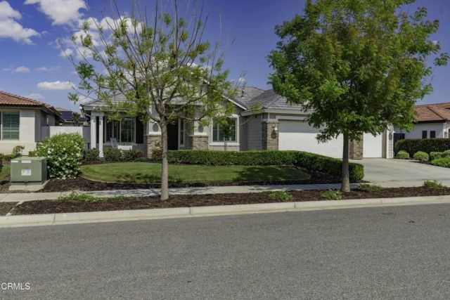 11612 Shady Valley Place, Bakersfield, CA 93311