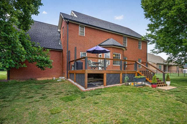 3533 Burton Cove Rd, Cookeville, TN 38506