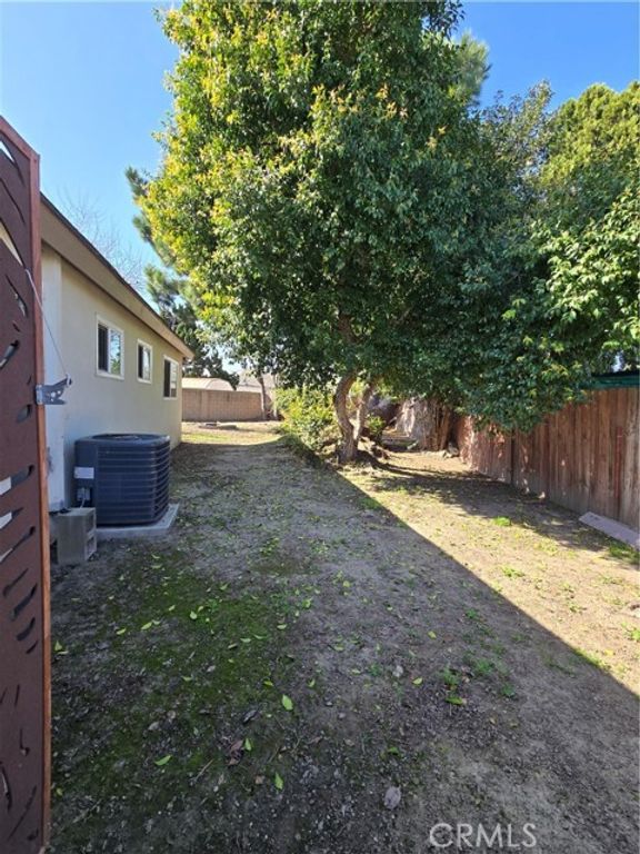 9321 Salem Avenue, Westminster, CA 92683