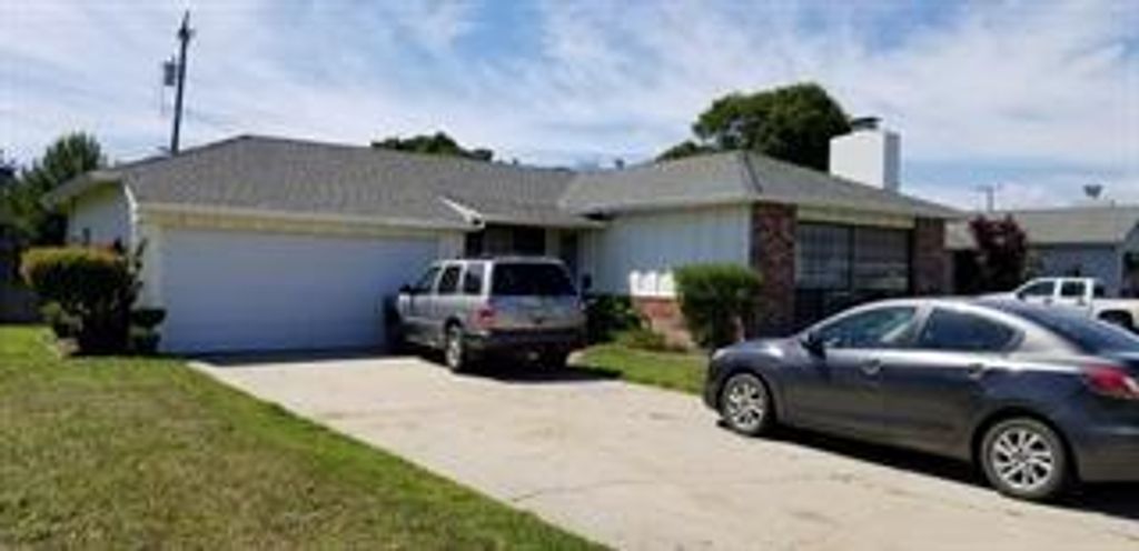 903 Lupin Drive, Salinas, CA 93906