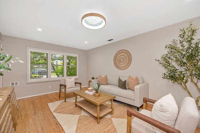 4823 Jerry Way, Sacramento, CA 95819