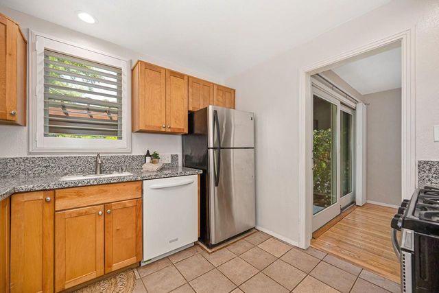 4823 Jerry Way, Sacramento, CA 95819