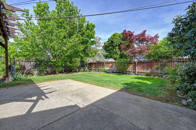 4823 Jerry Way, Sacramento, CA 95819