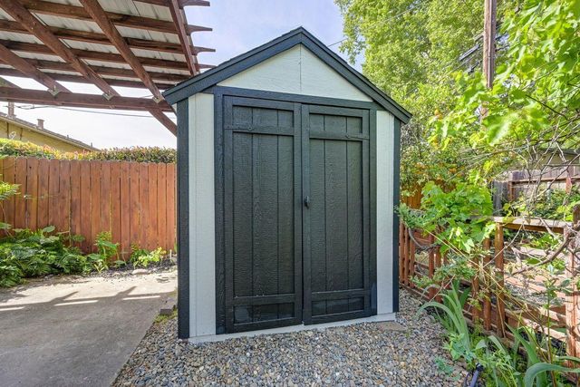 4823 Jerry Way, Sacramento, CA 95819