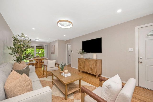 4823 Jerry Way, Sacramento, CA 95819