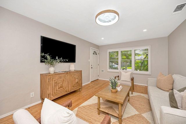 4823 Jerry Way, Sacramento, CA 95819