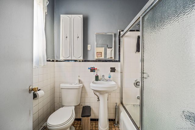 31-60 12th Street, Astoria, NY 11106