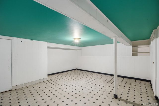 31-60 12th Street, Astoria, NY 11106