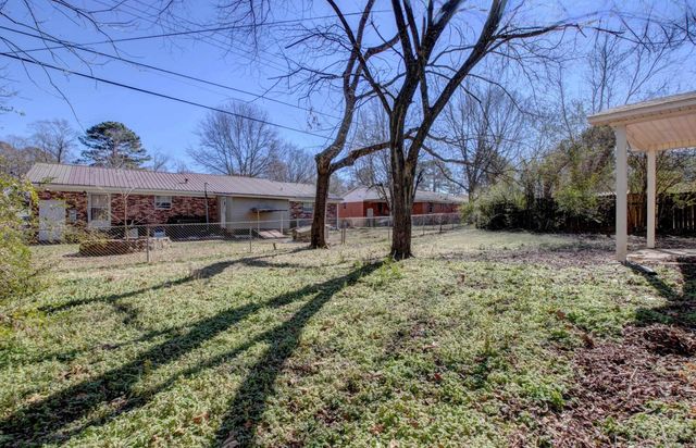 710 N Pine, Searcy, AR 72143