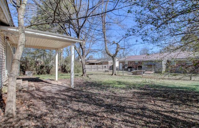 710 N Pine, Searcy, AR 72143