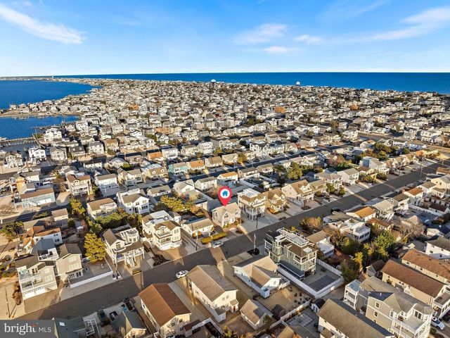 373 N 2ND ST, Surf City, NJ 08008