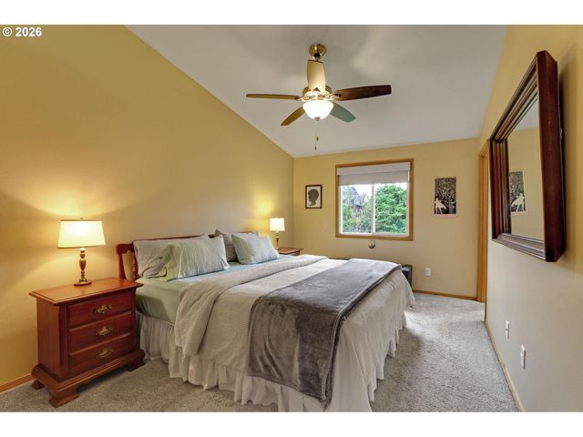 17300 Sw LISA St, Beaverton, OR 97006