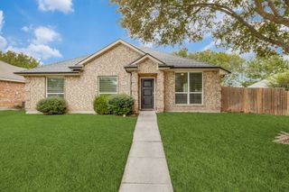 1827 Lake Travis Drive, Allen, TX 75002