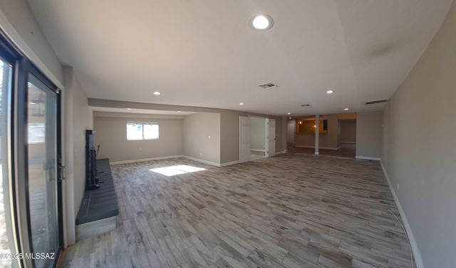 8856 E Calle Playa, Tucson, AZ 85715